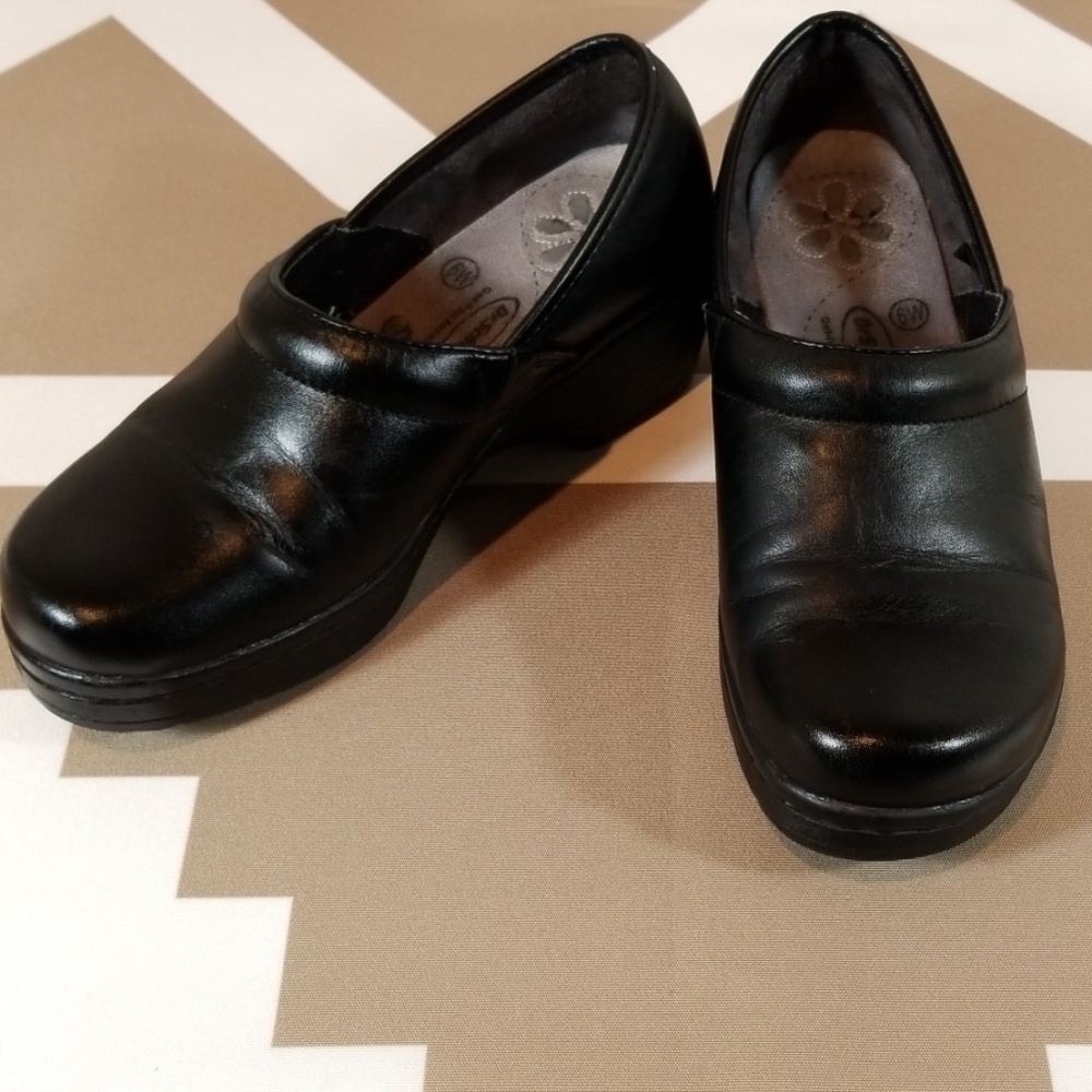 Dr.Scholls Size 6W